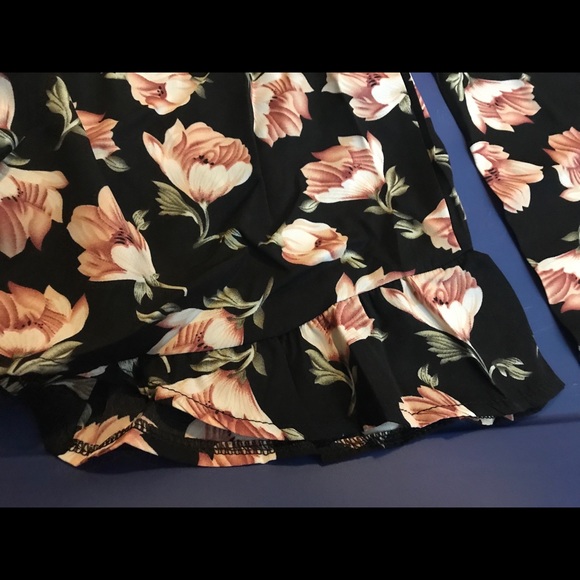 Black Floral Long Sleeve Romper - Picture 7 of 7